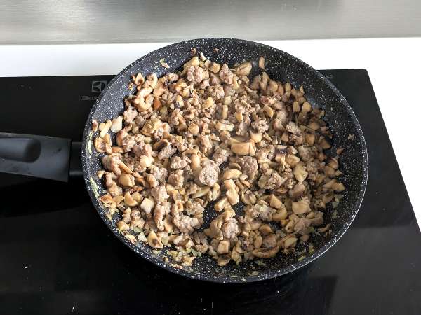 Cannelloni mushrooms and sausage - Preparation step 7