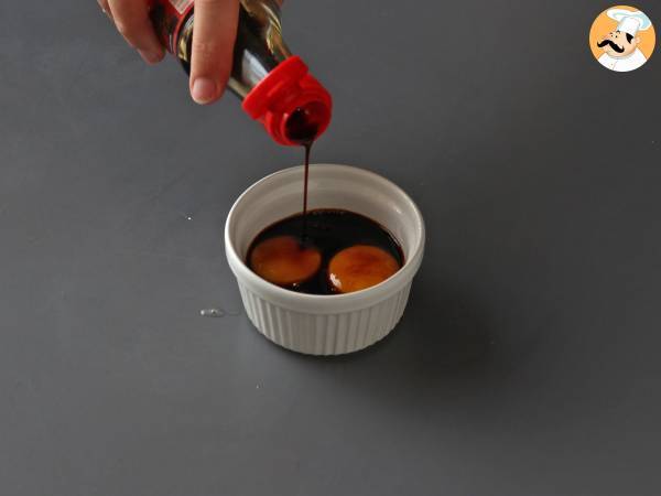 Cured egg yolks in soy sauce - Preparation step 2