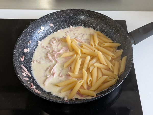 Cream and ham pasta: creamy, quick and irresistible! - Preparation step 5