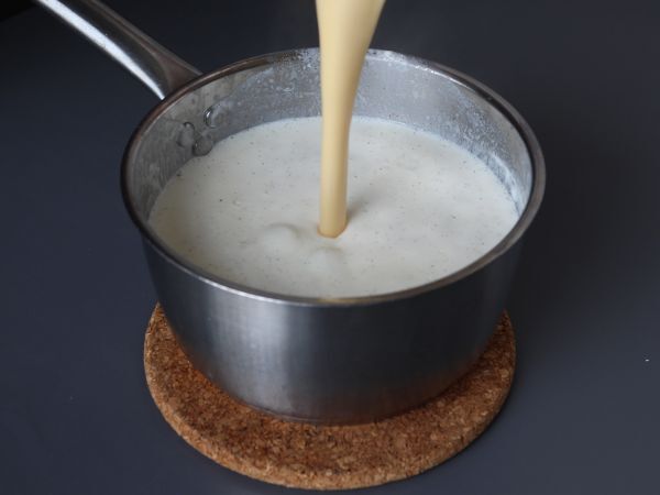 Marbled flan without crust, super easy to make for a guaranteed wow effect - Preparation step 3