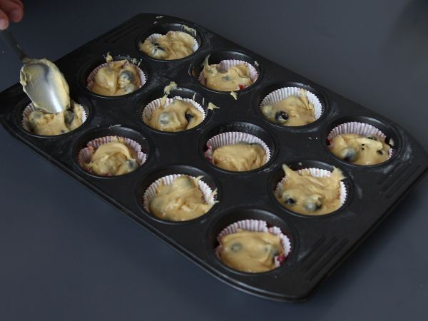 Blueberry muffins, a mini version of the French tourte des Pyrenées! - Preparation step 6