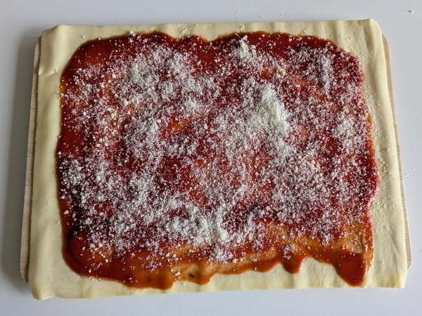 Puff pastry rolls in air fryer: quick and easy recipe - Preparation step 3