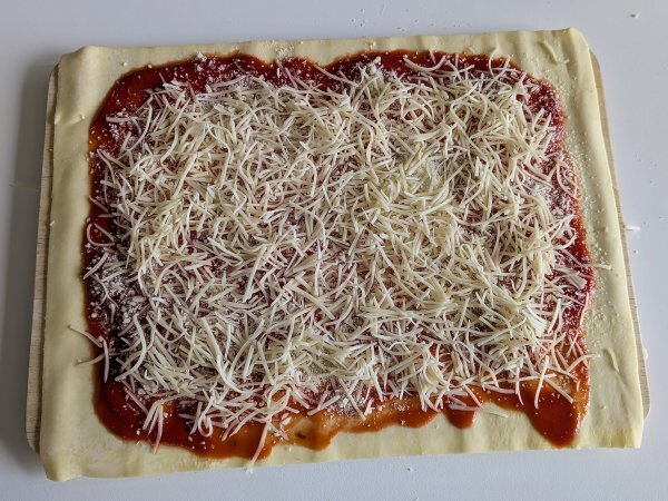 Puff pastry rolls in air fryer: quick and easy recipe - Preparation step 4
