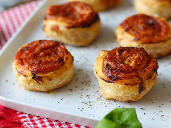 Puff pastry rolls in air fryer: quick and easy recipe - Preparation step 8
