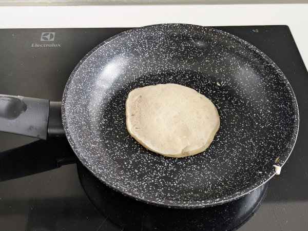Fluffy vegan pancakes with flax egg: easy and egg-free recipe - Preparation step 7
