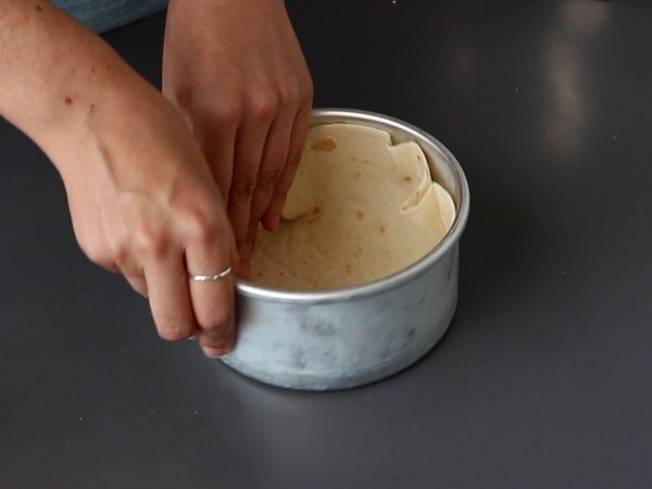 A quiche with a tortilla crust? It's possible! A light recipe, perfect for summer! - Preparation step 2