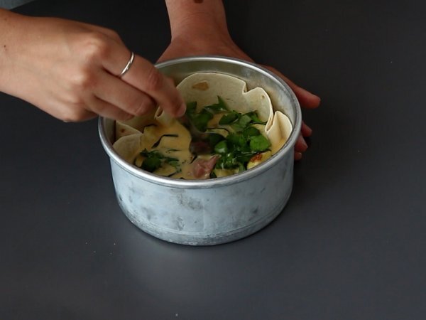 A quiche with a tortilla crust? It's possible! A light recipe, perfect for summer! - Preparation step 5
