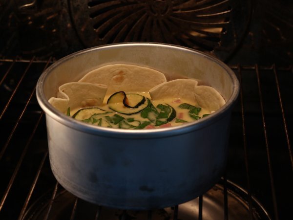 A quiche with a tortilla crust? It's possible! A light recipe, perfect for summer! - Preparation step 6