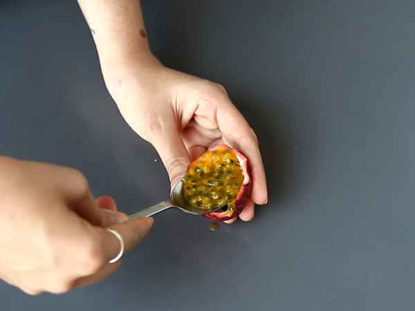 Passion fruit iced tea, the perfect summer drink! - Preparation step 2