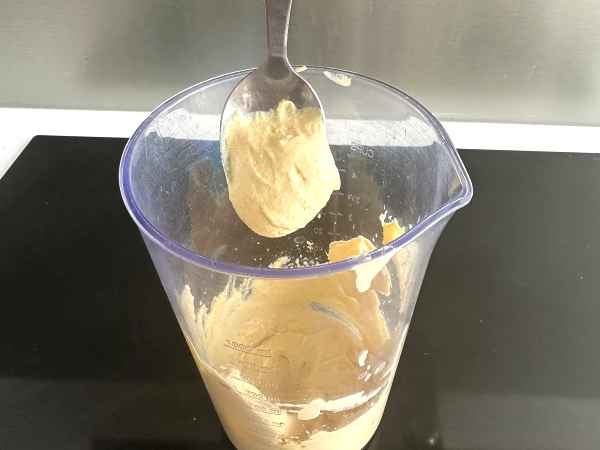 Hard-boiled egg mayonnaise: light, tasty and oil-free - Preparation step 3
