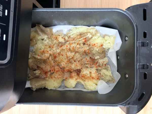 Cucumber salad with crispy potatoes - Preparation step 3
