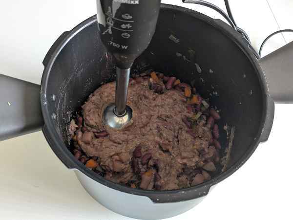 Pasta e fagioli alla veneta: grandma's recipe creamy and full of flavor - Preparation step 4