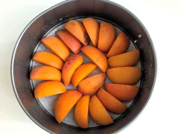 Apricot clafoutis with Air Fryer - Preparation step 4