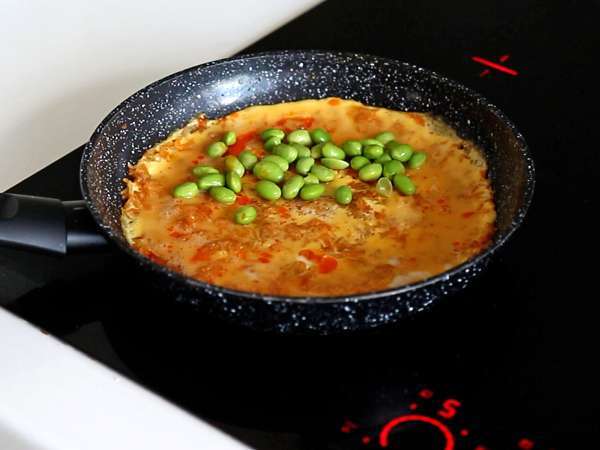 Omelette with crispy rice and soybeans, a spicy meal that's quick and waste-free! - Preparation step 6