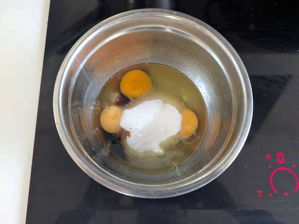 Quick and easy egg custards - Preparation step 2