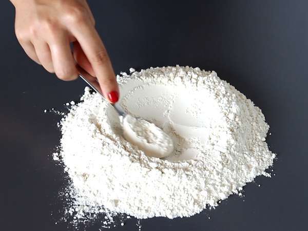 How do you make homemade lasagne pasta? - Preparation step 1