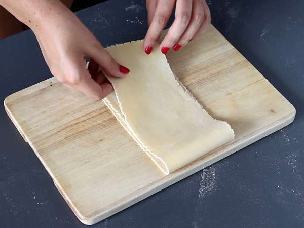 How do you make homemade lasagne pasta? - Preparation step 7