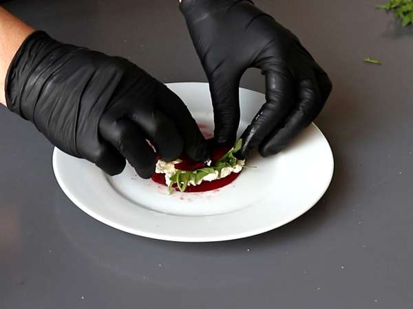 Beet ravioli, a simple and elegant starter - Preparation step 4