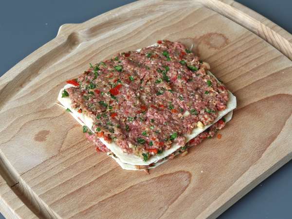 Lavash kebab with tortillas, the famous easy oven-baked kebabs! - Preparation step 5