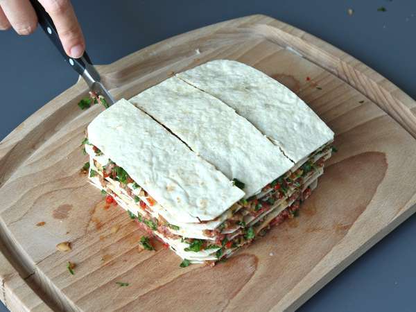 Lavash kebab with tortillas, the famous easy oven-baked kebabs! - Preparation step 6
