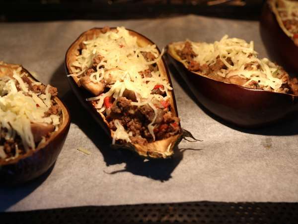 Stuffed eggplant with mozzarella au gratin - Preparation step 8