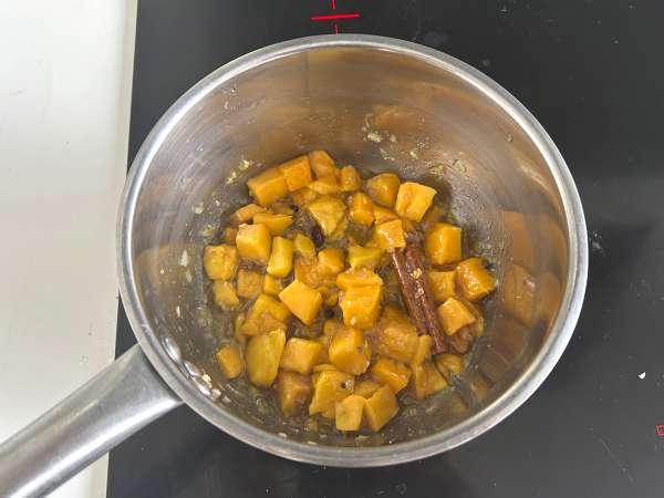 Homemade mango chutney: the sweet and sour Indian condiment that goes with everything - Preparation step 4