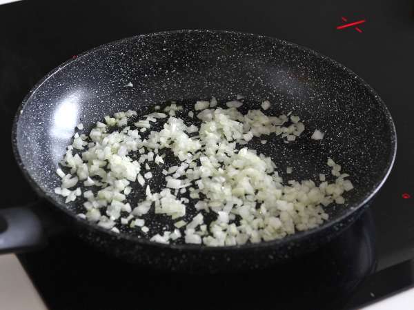 Garnished nachos perfect for an aperitif dinner! - Preparation step 1