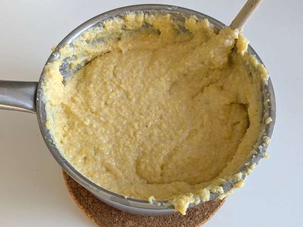 Perfect creamy polenta: easy recipe for a soft and flavorful dish - Preparation step 5