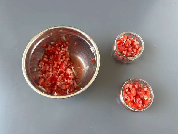 Huevos rancheros: the emblematic and tasty Mexican recipe - Preparation step 2