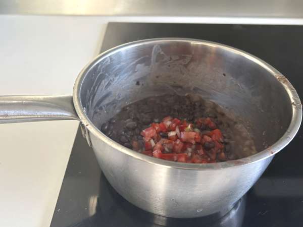Huevos rancheros: the emblematic and tasty Mexican recipe - Preparation step 6
