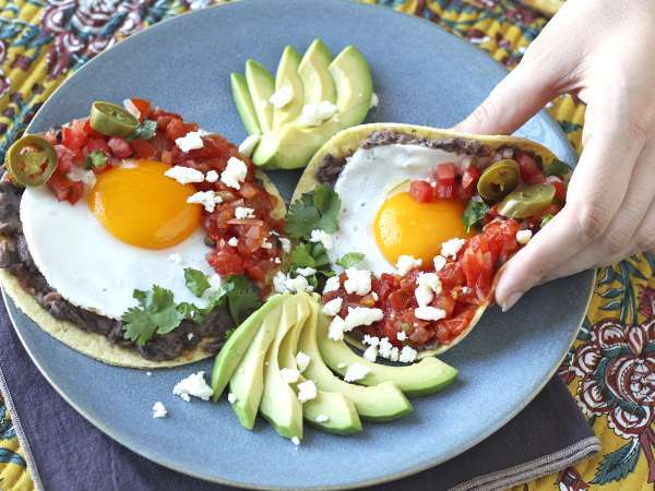 Huevos rancheros: the emblematic and tasty Mexican recipe - Preparation step 11