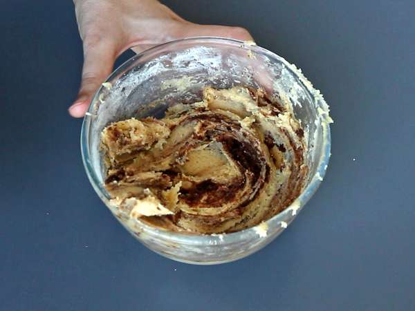 Cinnamon roll-style cookies, melt-in-your-mouth and crunchy with cinnamon flavour - Preparation step 5