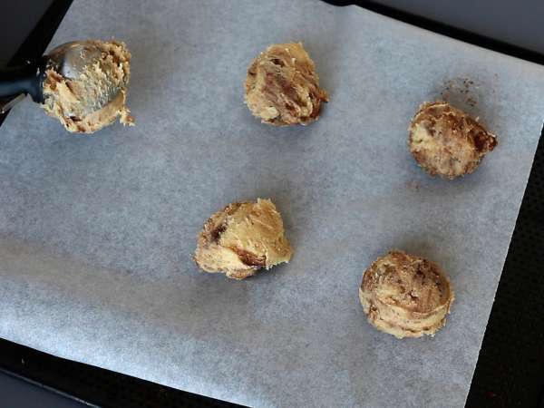 Cinnamon roll-style cookies, melt-in-your-mouth and crunchy with cinnamon flavour - Preparation step 6