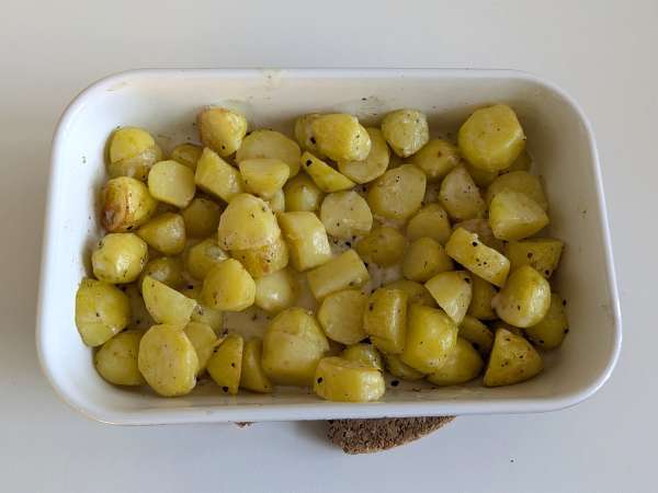 Creamy baked cacio e pepe potatoes: the easy side dish that drives everyone crazy! - Preparation step 7