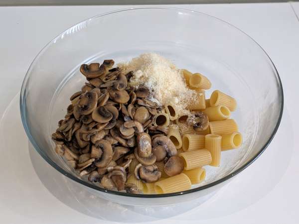 Baked mushroom pasta: the perfect creamy and stringy recipe for fall - Preparation step 6