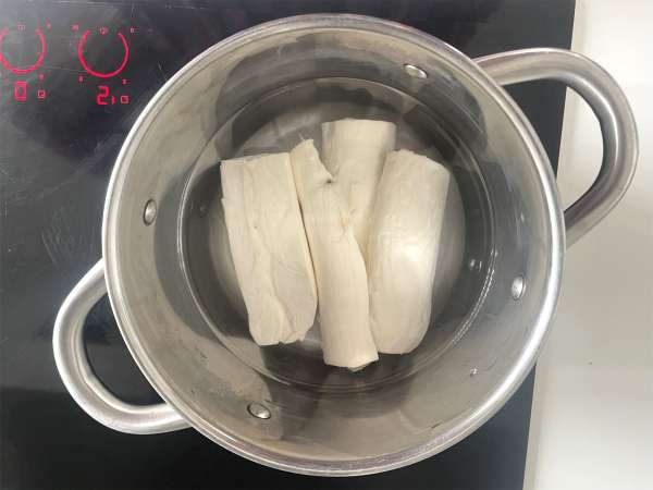 Cassava fries in the Air Fryer - Preparation step 2