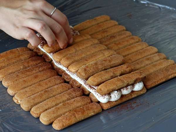 Tiramisu cabin-shaped log without mould for coffee lovers - Preparation step 6