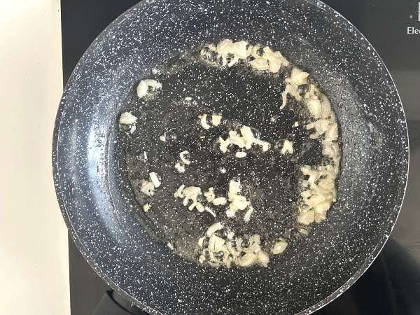 Homemade pepper sauce: creamy, fragrant and ultra-easy! - Preparation step 3