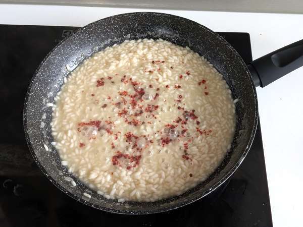 Lime and pink peppercorns risotto: elegant and vegetarian recipe for special dinners - Preparation step 5