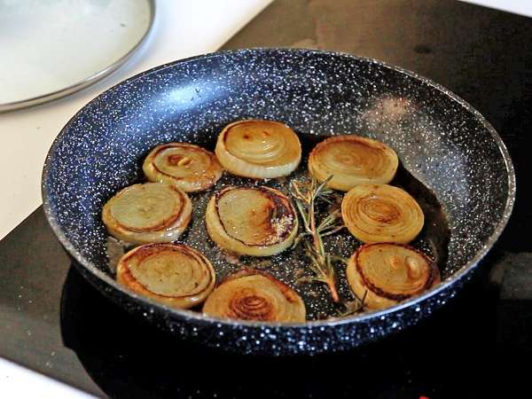 Onion tartlets tatin - Preparation step 4