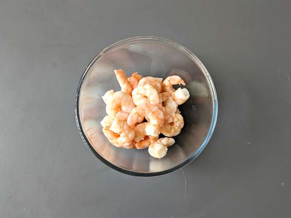 Shrimps cooked in the Air Fryer, a simple and tasty recipe - Preparation step 1