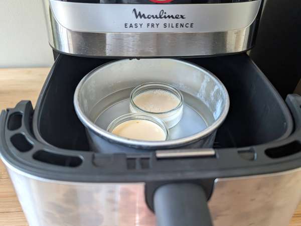 Egg custard in the Airfryer? This creamy classic has never been this easy or this foolproof - Preparation step 4