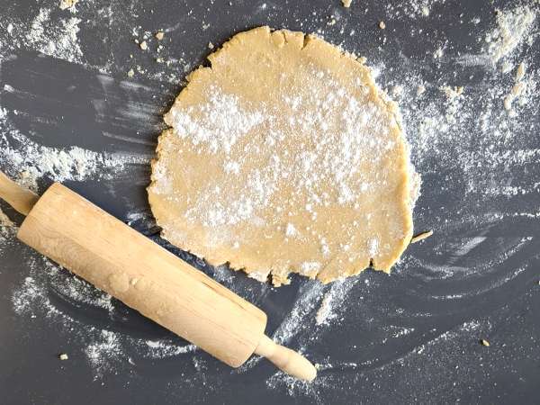 Shortbread tart with strawberry jam, perfect for Valentine's day - Preparation step 4