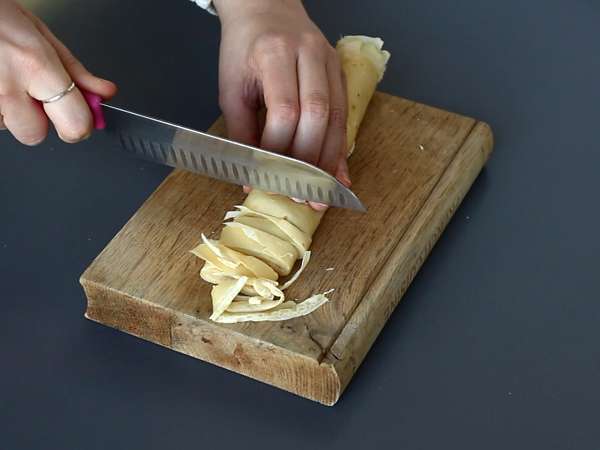 French crêpes tagliatelle with chocolate and peanuts! - Preparation step 5