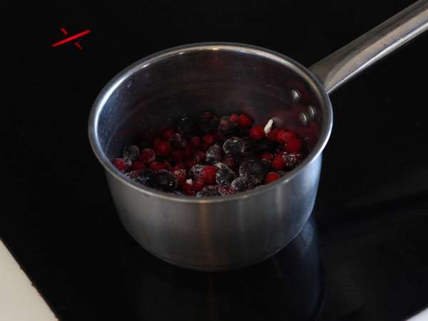Blueberry crumble cake: the cake that combines fondant, softness and crunch! - Preparation step 1