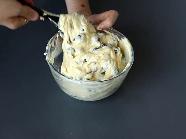 Blueberry crumble cake: the cake that combines fondant, softness and crunch! - Preparation step 6