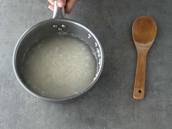 Onigiri with egg yolks cured in soy sauce - Preparation step 2