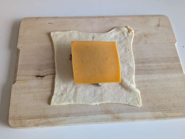 Burger-style Air fryer stuffed buns: ideal for a quick and tasty dinner - Preparation step 5