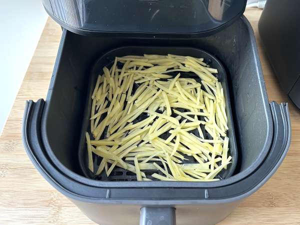 Crispy potato straws - Pommes pailles, easy-to-make with the Airfryer - Preparation step 5