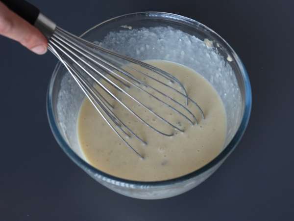 Extra gourmet banana and chocolate chip muffins - Preparation step 2